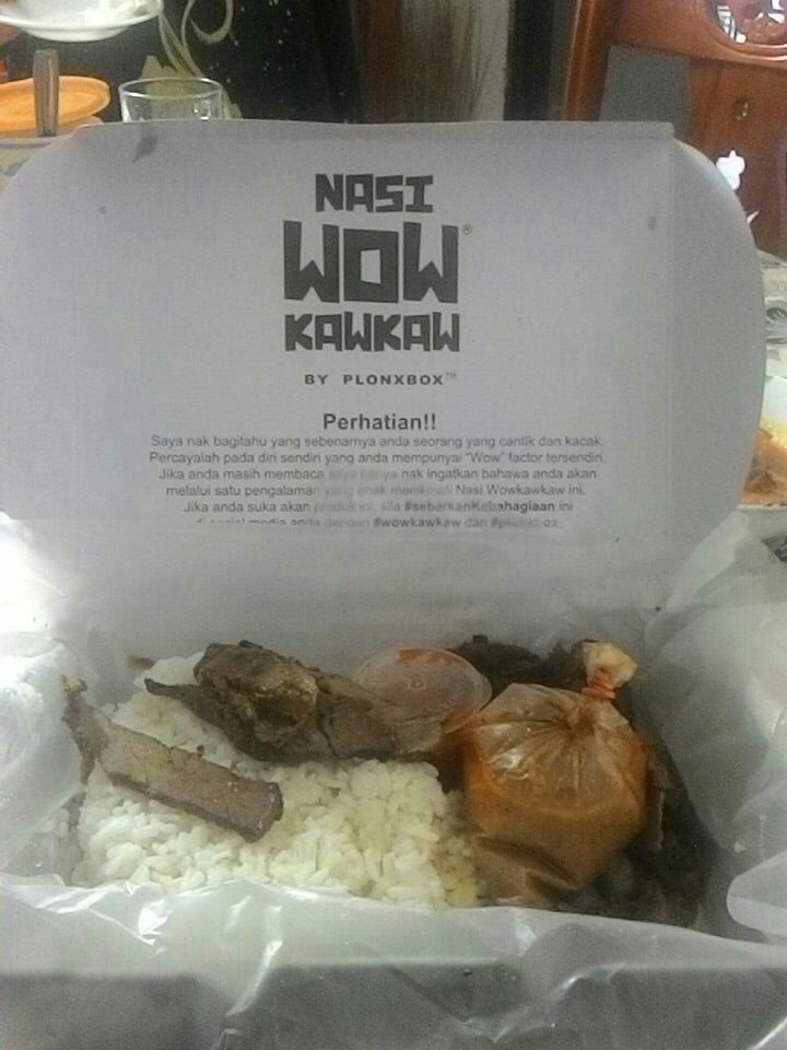 EmeirFikree's tweet photo. Nasi wowkawkaw sg buloh padu padu! #wowkawkaw https://t.co/uXv8ScdF5R