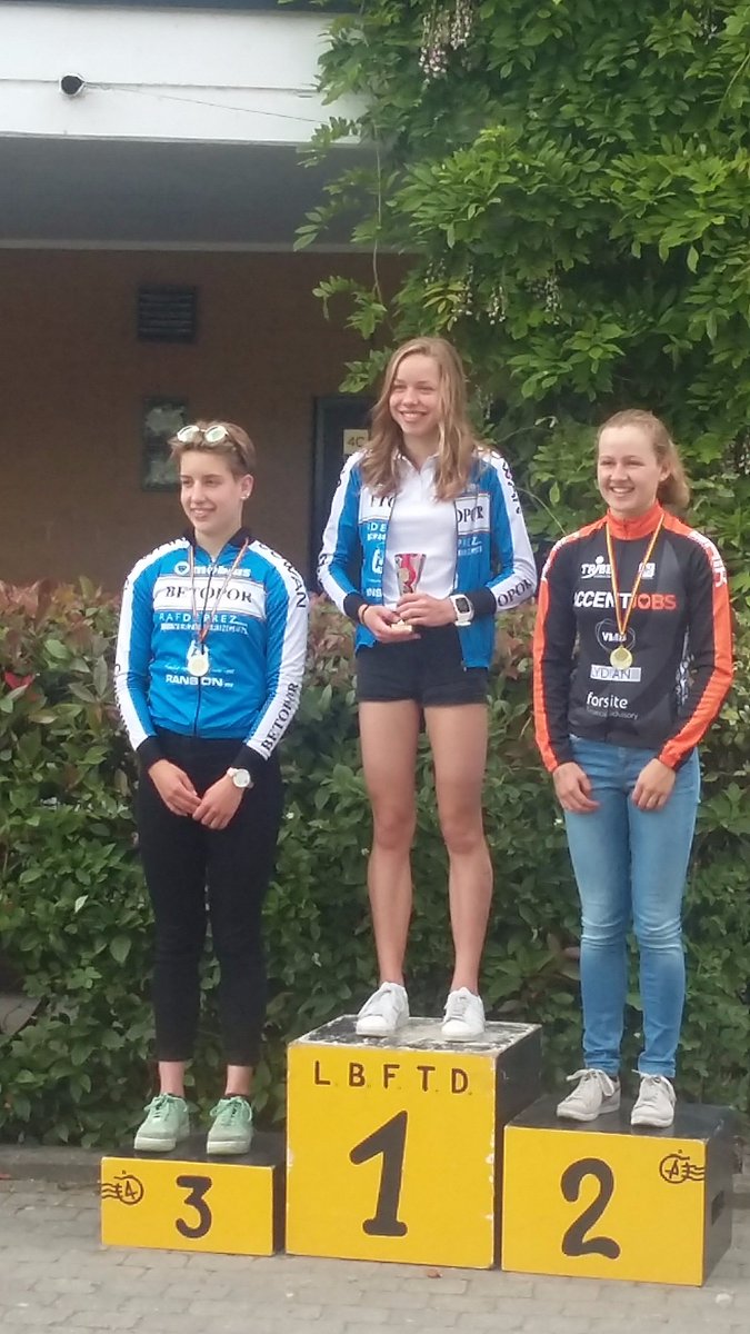 Heel mooie 2de plaats bij Jeugd A (en 3de overall incl. juniors!) voor <a href="/hanne_peeters01/">Hanne Peeters</a> in Seneffe <a href="/accent_jobs/">Accent Jobs</a> @PKF_VMB #lydian #forsite