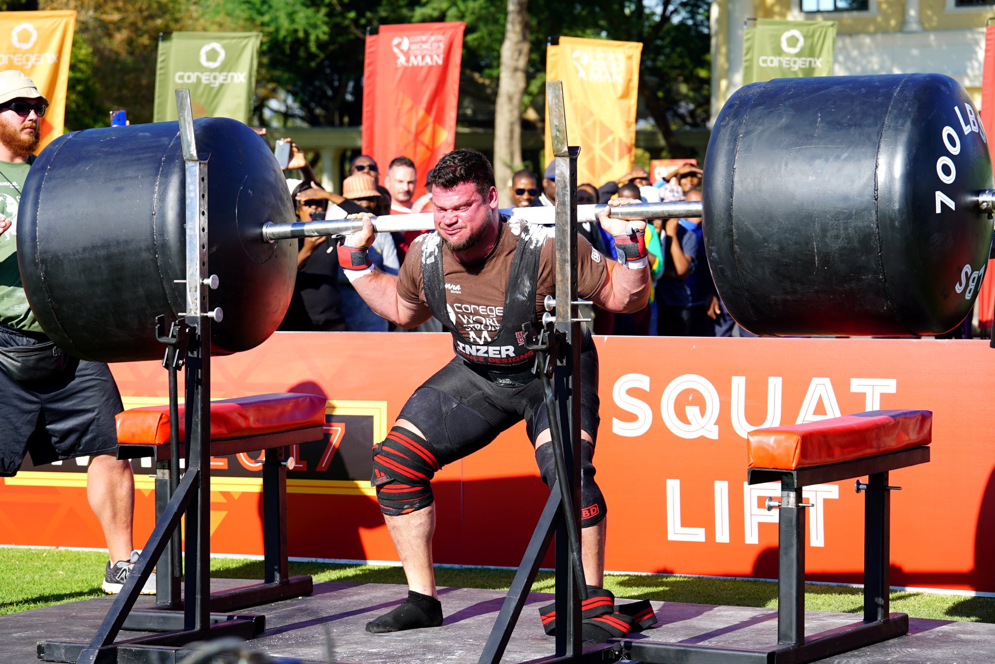 Squat Lift - The World's Strongest Man