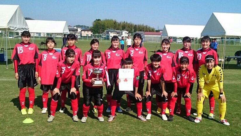 Tbs高校女子サッカー در توییتر インターハイ高知県予選 決勝 高知東 2 1 高知商業 創部当初は大差で敗れた 高知商業に競り勝ち 高知東が初優勝 四国予選行きを決めました Tbs高校女子サッカー در توییتر インターハイ高知県予選 決勝 高知東 2 1 高知商業 創部当初は大差で敗れた 高知商業に競り勝ち 高知東が初優勝 四国予選行きを決めました