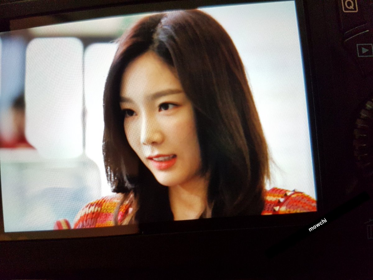 [PIC][22-05-2017]TaeYeon trở về Hàn Quốc vào chiều nay DAaDeUFUQAARMsd