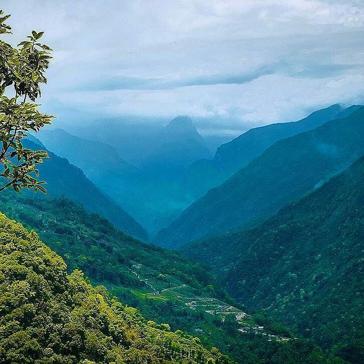AdventureNcom's tweet image. The Himalayan beauty from Sikkim

PC: Digant Mehta
⠀⠀
Tag us &amp;amp; Use the hashtag #CaptureAdventure to feature your clicks on our page

#valley