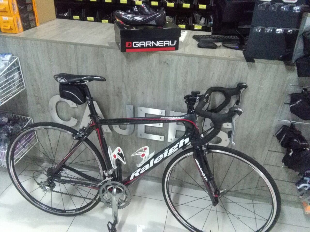 Full carbon Raleigh as is. 54cm, speed&amp;distance sensor. 10 spread Tiagra, 43 Garneau shoes with Pedals cleats R12500 call +27 63 184 1970