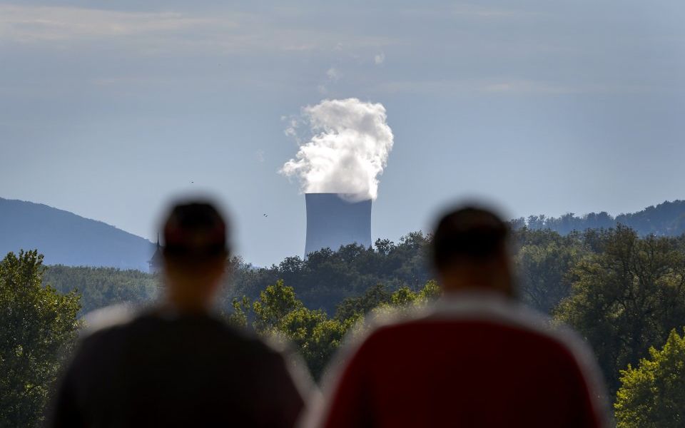 It's decided! Switzerland says no more nuclear. 
Path forward is renewables!
ow.ly/aotq30bVd20
