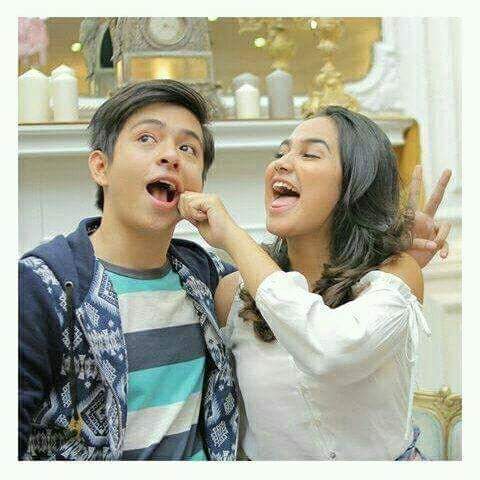 anggaldii_16's tweet photo. Happy anniversary chubby❤
Kutunggu anniversary ke 2,3,4,dan seterusnya😍
Stay with me😉 https://t.co/pT2Ki5h2Ju