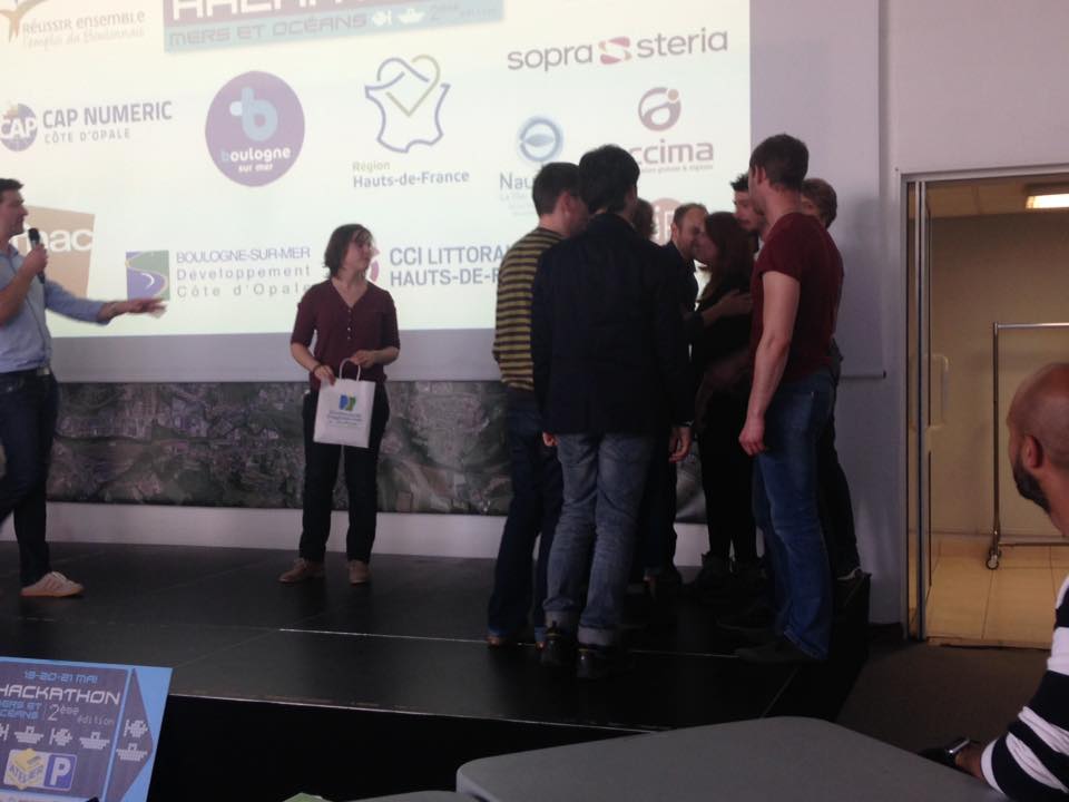 SimplonBSM's tweet photo. Et apres deux jours intensifs notre team Simplon Boulogne sur Mer remporte la 1ère place de l'Hackathon Mer et Océan ! Bravo !! 🎉🍾
#MDNB2017 https://t.co/FWPxL2j7Cy