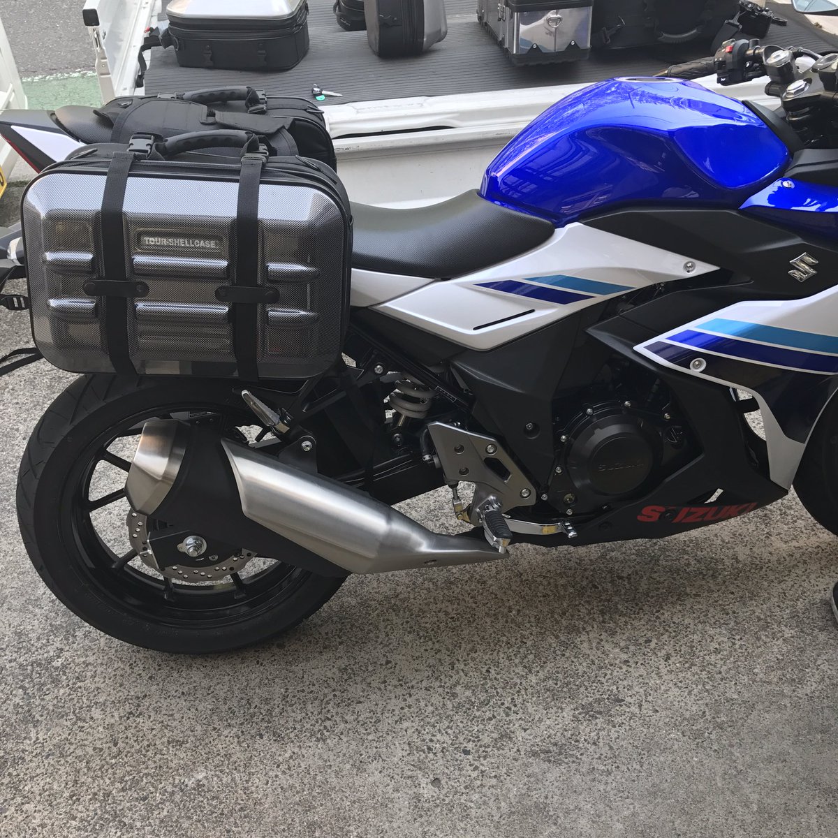 GSX250R シェルシートバッグツアーシェルケース スポルトシェルケース 