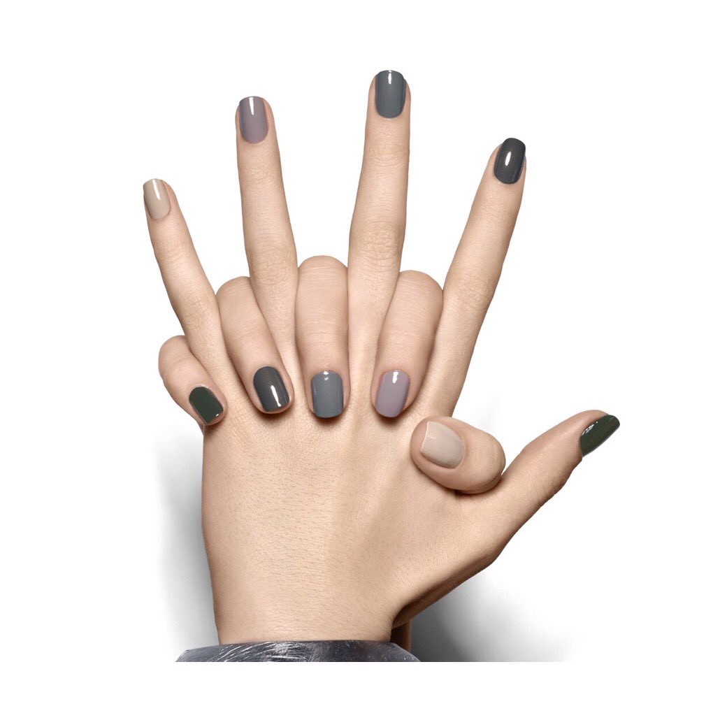 aerblowdrybar's tweet photo. New week, new #nails! Which colour would you go for?! #ManicureMonday here we are! 💅 Beauty is available from 10-7pm today. 📸@essie https://t.co/gzp3zjqYmA