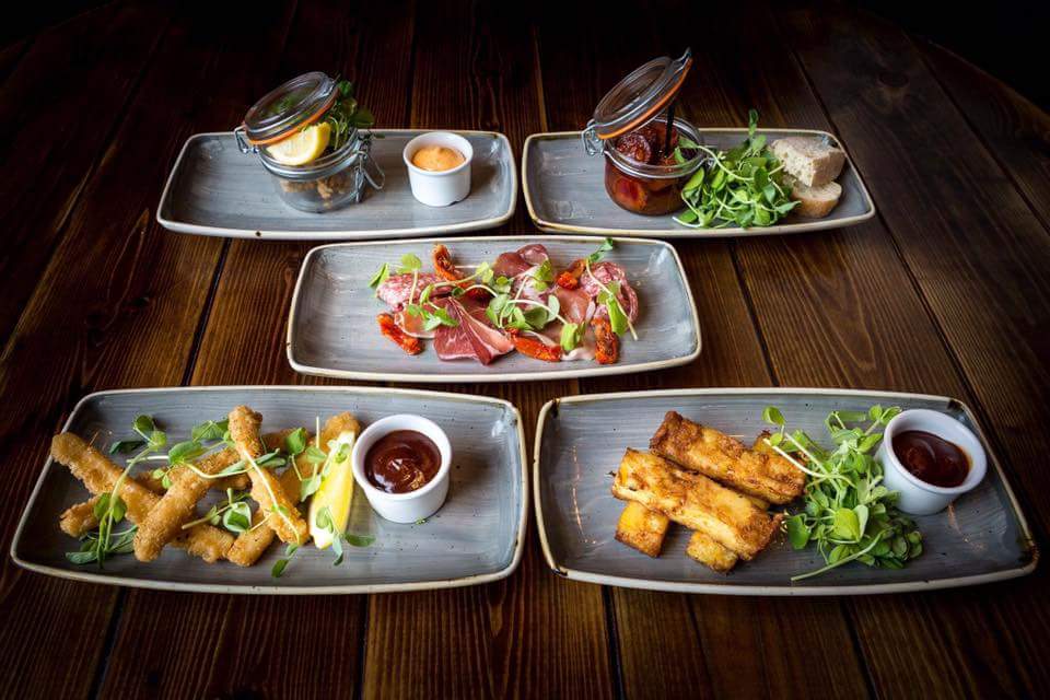 SlugWorthing's tweet photo. Have you tried our small plates yet? 😍
#SLNewMenu #slugandlettuce #stonegate #cocktails #food #slugandlettuce #Cannes2017 https://t.co/cEdz0SnaZB