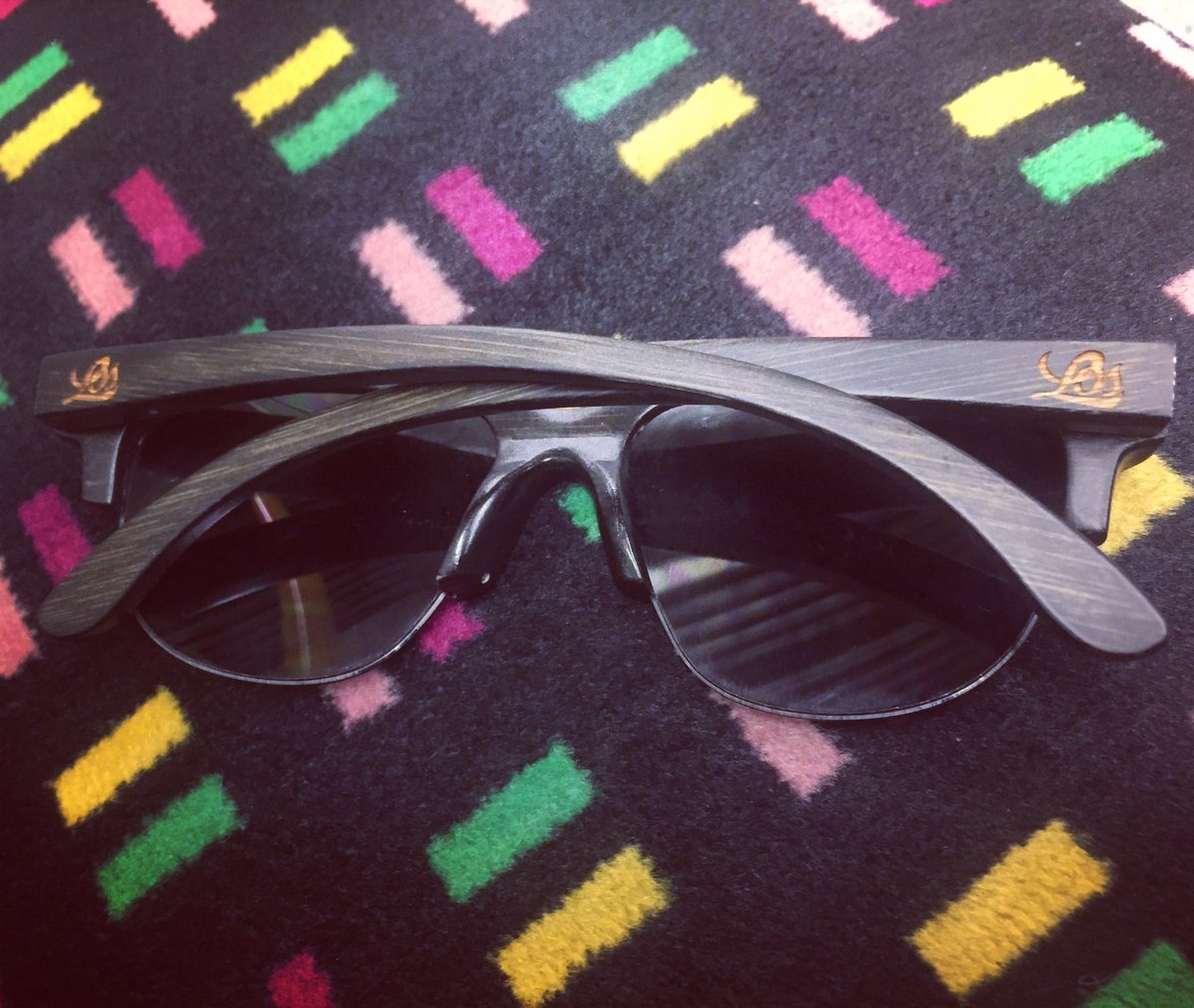 Metropolitan line upholstery and the Legra. #sunglasses #leighonsea #metropolitanline #thetube #london #commute