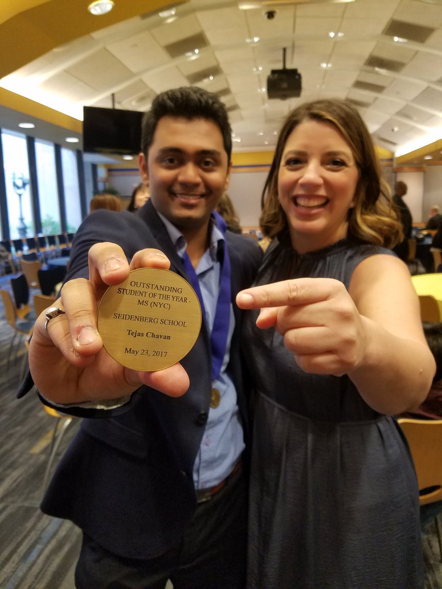 tikkamasalaaaa's tweet photo. The best award I have received so far! #OutstandingStudentOfTheYear #Masters #BestMoment @pace_seidenberg @PaceUniversity @sosarris @JHHill https://t.co/Jfj2hGtQKD