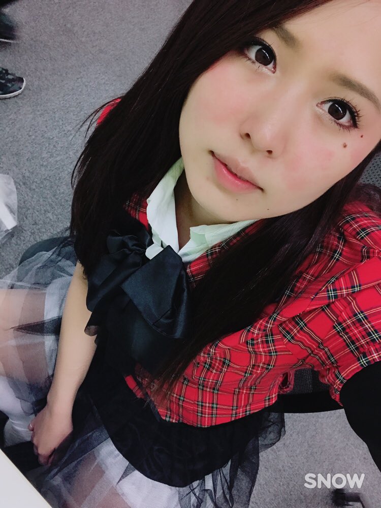 昨日REDさん主催イベント 参加してくださった方々 ありがとうございました\( ･ω･ )/ 今年会うの最後の方沢山いらっしゃって 寂しくなりました(´･ω･`) また来年もお会いしましょう！ 営業さん REDさんも ありがとうございました 良いお年を(*ﾟ▽ﾟ)ﾉ https://t.co/GCzsxojFAS