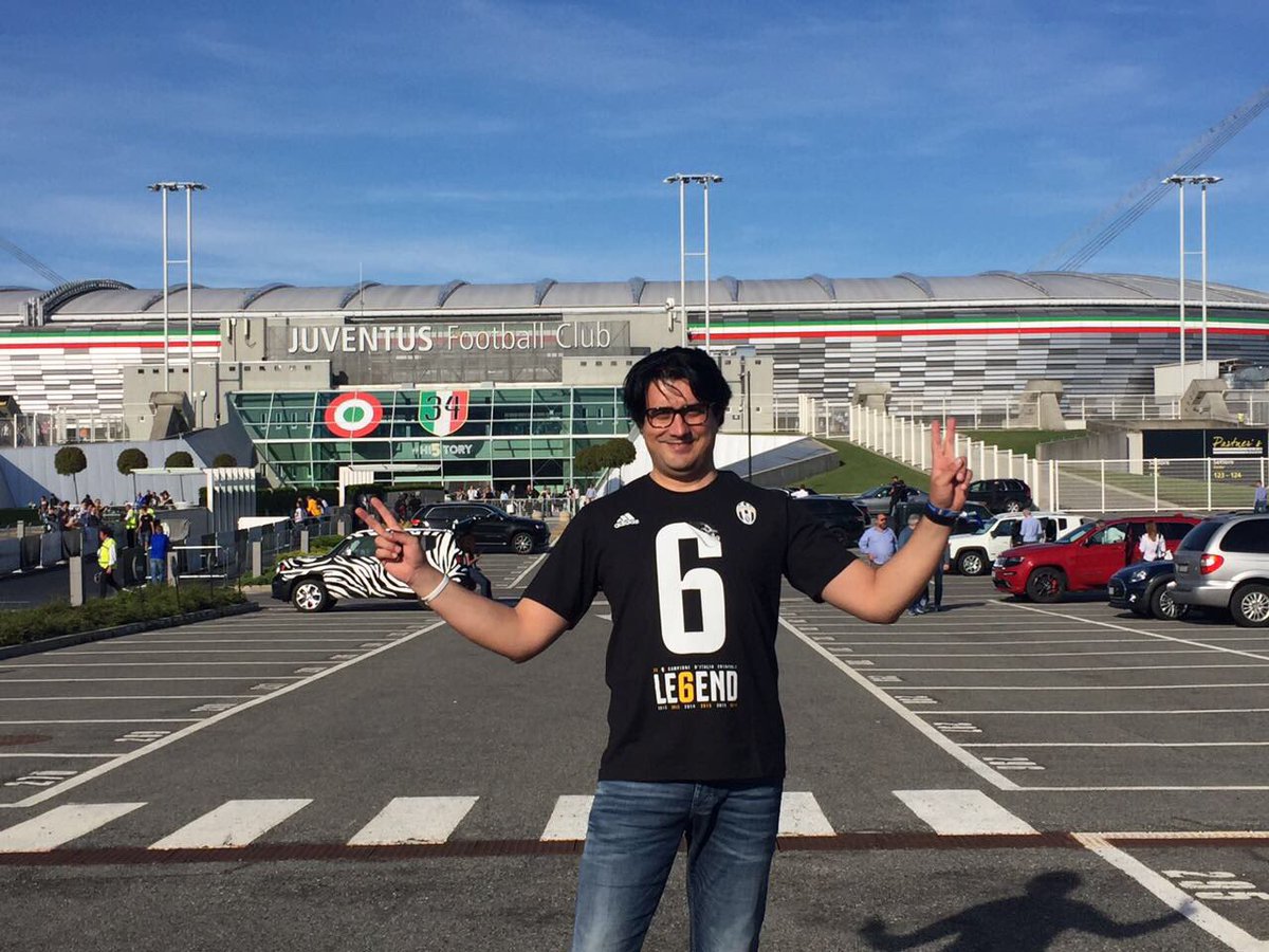 luigidibruno's tweet photo. Presente mentre si compie la leggenda. #FinoAllaFineForzaJuve #JuventusStadium #JuventusCrotone #Leg6nd #juventus https://t.co/Nz8bqSUZK7