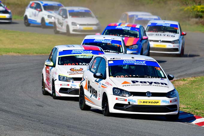 aBrmag's tweet photo. #DevinRobertson strikes again for #SignatureMotorsport in high-speed #VWCup races https://t.co/6BZhU2T5wM https://t.co/TJzuIzpCTT