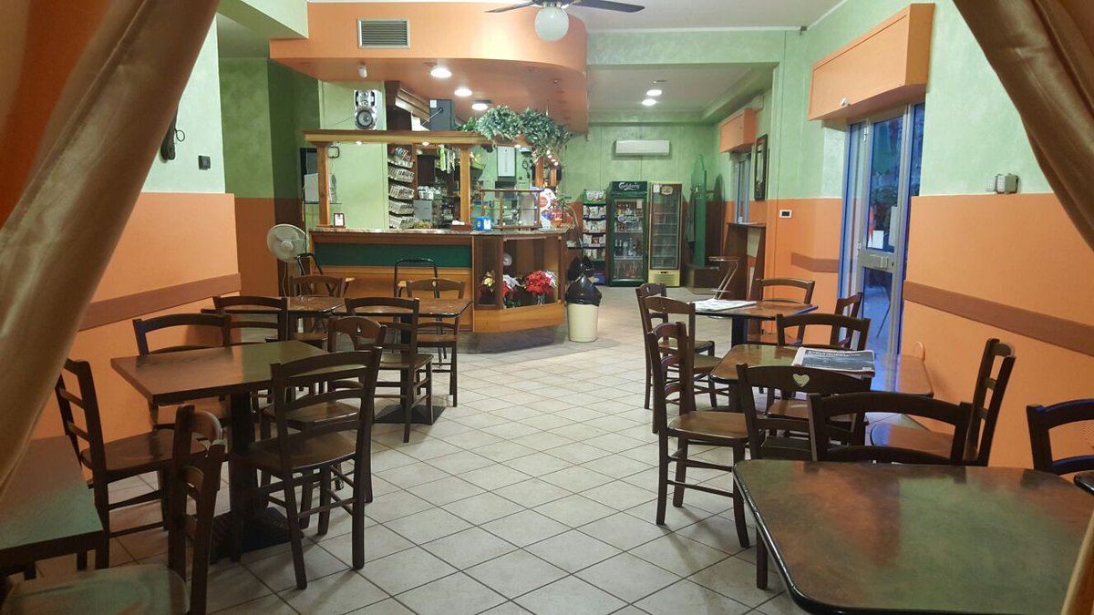 LaTuaAttivita's tweet photo. #bar #tabacchi #trattoria 2-3 addetti, #bassa #parmense in #vendita: 120Mq senza concorrenza, dotato di #cucina! #VPR34 #latuaattività https://t.co/Z36K0khYcm