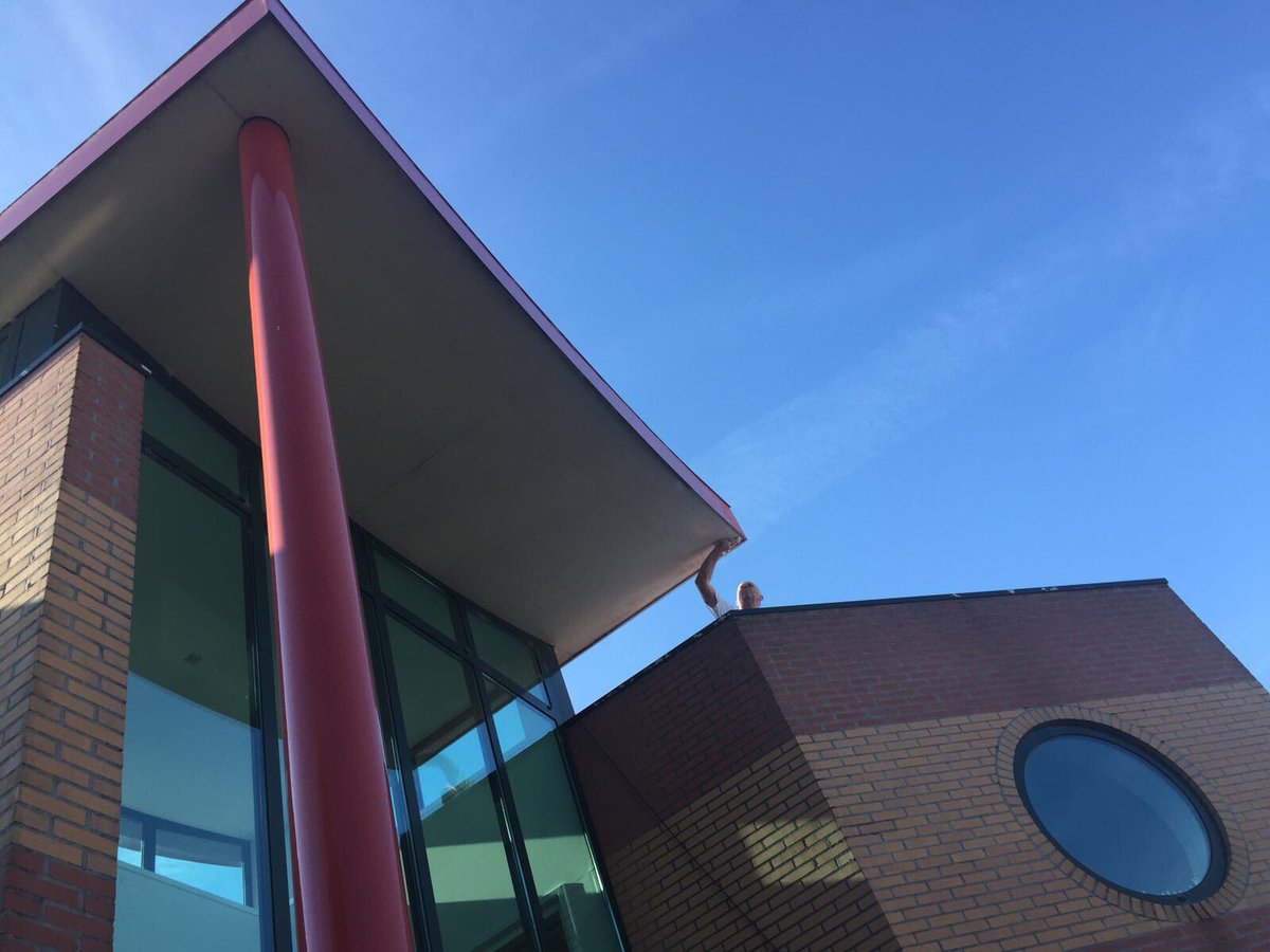 tiptopreclame's tweet photo. Vandaag gestart met het project voor @DummenOrangeEU! Mmv onze relatie @Ruimtescheppen #samenwerking blijf ons volgen voor de #resultaten https://t.co/XprVOazMUj