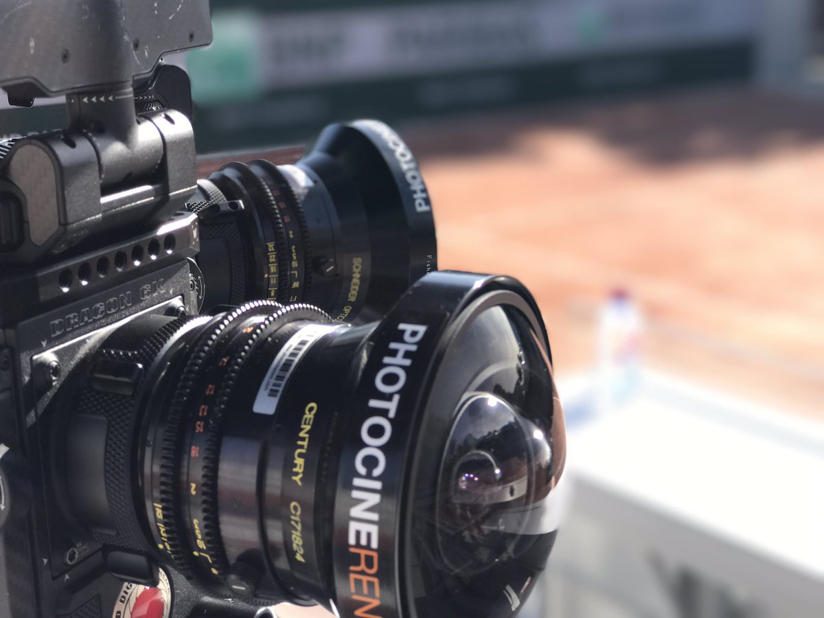 Bemersive tweet media