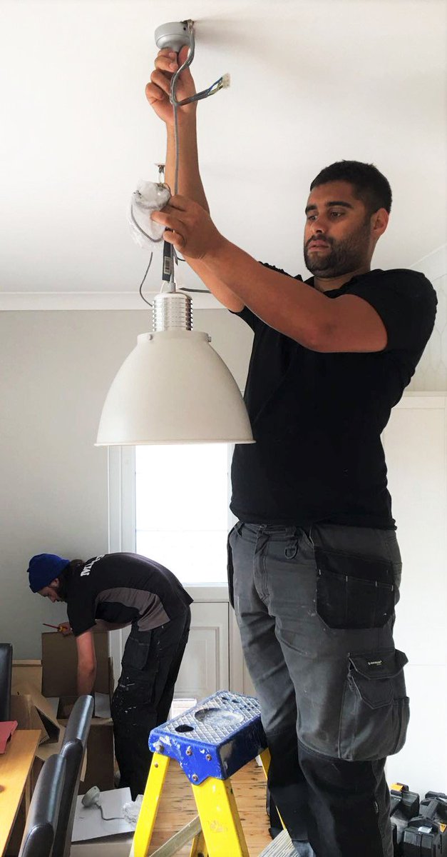 Millerselectric's tweet image. Trusted local #Electricians covering #SouthLondon #Kent #Bromley #Beckenham #Orpington and more! CALL  020 8778 7244 #beckbromfl