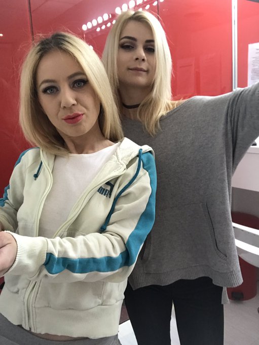 😘😘😘😘😘😘😘 https://t.co/F8gvhaIS8I<a href="/tag/tuesdayselfie"class="tags"><span>#tuesdayselfie</span></a><a href="/tag/tuesdaymotivation"class="tags"><span>#tuesdaymotivation</span></a><a href="/tag/lifeinred%20"class="tags"><span>#lifeinred </span></a>