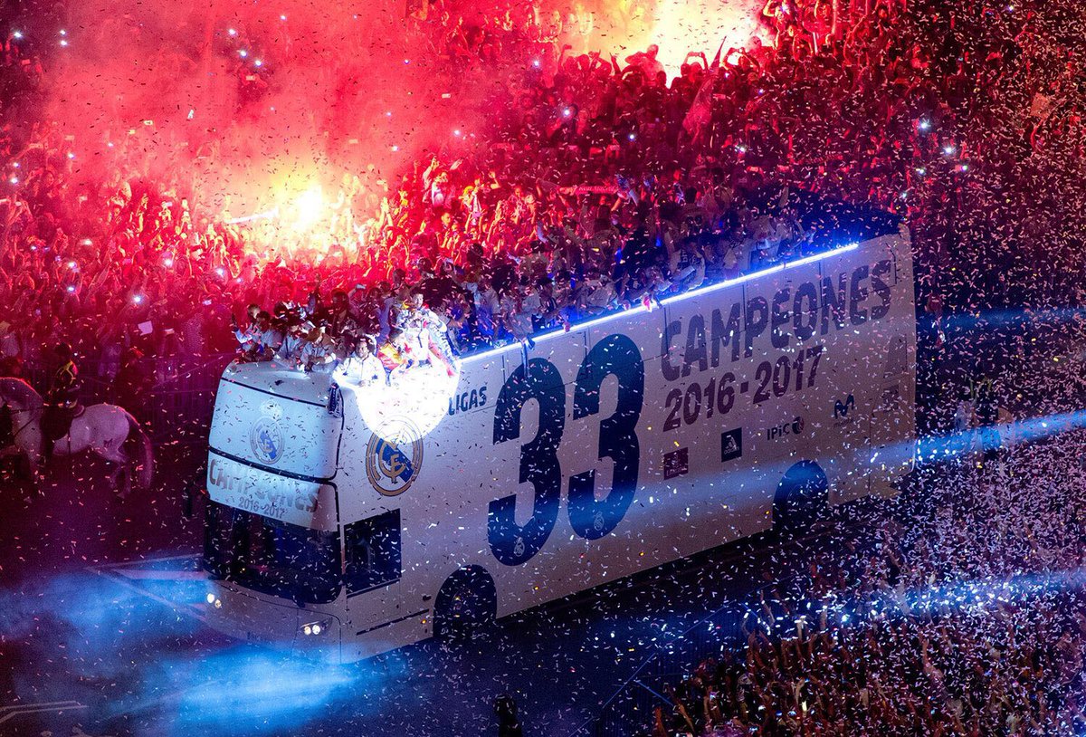 SergioRamos's tweet photo. Una noche inolvidable. ¡#LaLiga es nuestra! 
CAMPEONES
A night to remember.
#LaLiga is ours! 
CHAMPIONS 
#HalaMadrid https://t.co/mXYAD4ZLUR