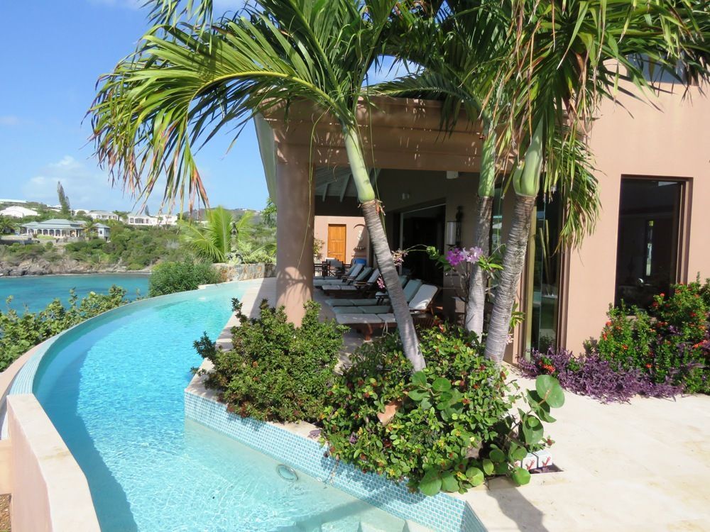 davidjonesvi's tweet photo. https://t.co/UNtjbBEsmI

HEAVEN ON EARTH

#stthomas #realestate #waterpoint #caribbean #heavenonearth

wonderful home, a must see https://t.co/YjYT1UmL9F