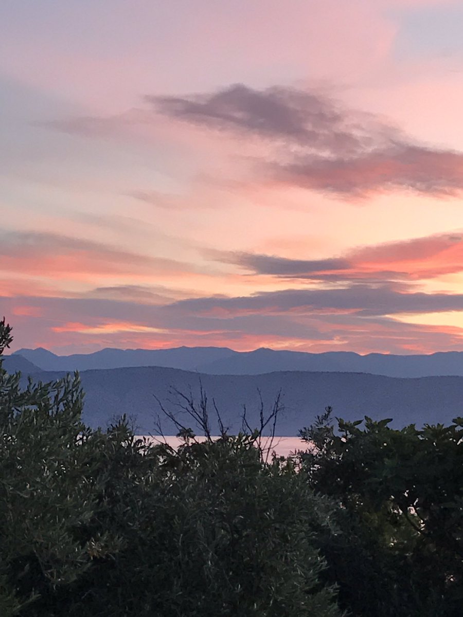 KalokairiBH's tweet photo. Sunrise from @KalokairiBH over #KalamakiBeach this morning.
#Corfu # Greece https://t.co/lFH6R8kf4F