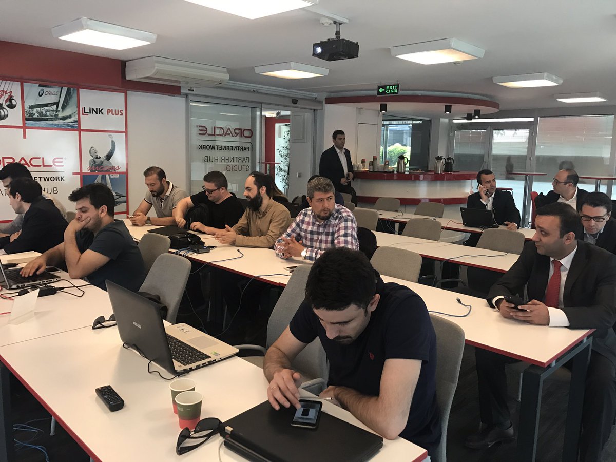 mfevzikorkutata's tweet photo. Presented at @PartnerHUB_TR about #SPARC Servers #WebLogic #Multitenancy #WLSDM #DevOps #Microcontainer https://t.co/SRuidVUlwK