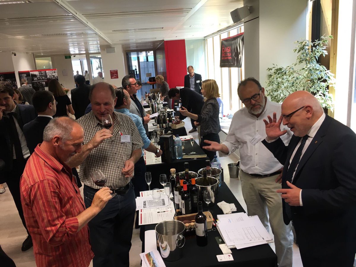 20 Catalan wineries promote their wines and Cavas in an event organized by Catalan Wines program in #Belgium, first world importer of Cava