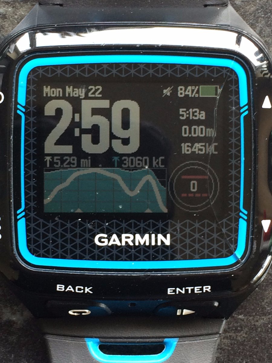 _jondoe's tweet photo. HELP @GarminUK. I have emailed U off your web site, silence. Who/how can I repair my beloved #Forerunner920XT Screen has cracked on the RHS. https://t.co/qjeOdY1OaY