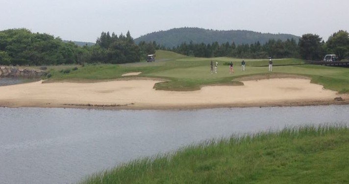 #beachbunker on 18th @9bridgesgc S.Korea complete more top work from #teamdurabunker #pgatourvenue