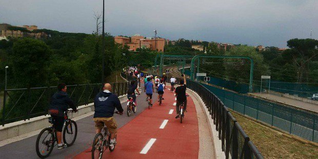 MunicipioRoma's tweet photo. #Roma #ParcoLineare Monte Ciocci-Monte Mario, riaperto primo tratto della pista ciclabile https://t.co/m3mIdyg6vD https://t.co/w1lOnXtSLW