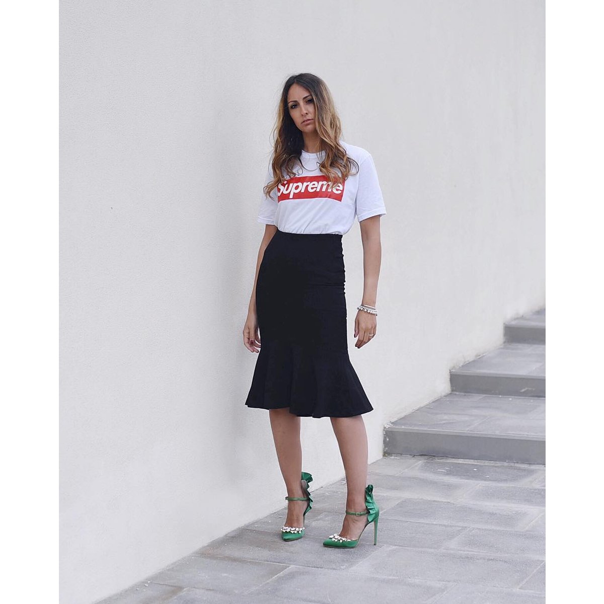 Ballin_Shoes's tweet photo. Shoe goals: satin stiletto heels. @ElisaTaviti is wearing Ballin jewel pumps with frills. https://t.co/B1gO5i4Abx