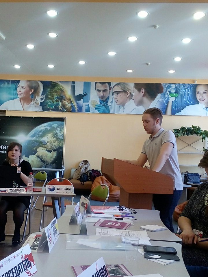AlexTseva's tweet photo. Второй драфт. Спонсоры, между прочим, правительство, работодатели и трудящиеся РФ 🇷🇺
#permmilo #permmodelclub https://t.co/TJVPT8MZZj