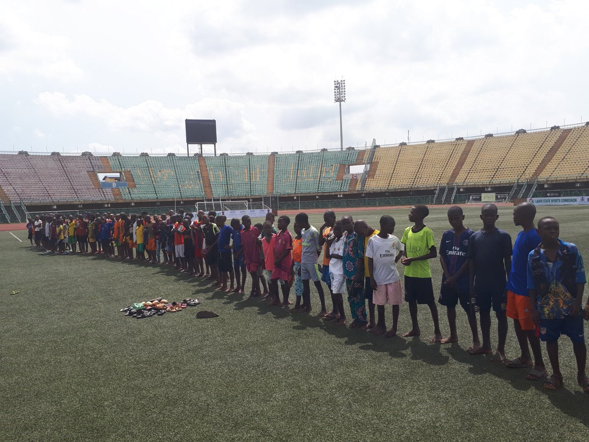 channels_sports's tweet photo. ONGOING: Screening of players. Zero tolerance for age cheat. #channelskidscup2017 #internationaledition #promotingintegrity https://t.co/NL21JECAhN