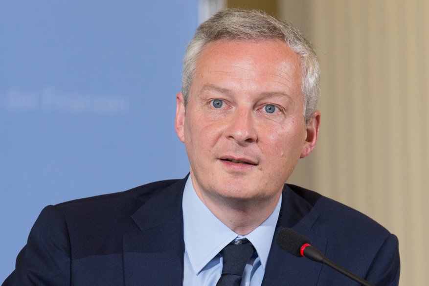 BMF_Bund's tweet photo. "Wir sind beide überzeugte Europäer" - FM #Schäuble heißt seinen neuen französischen Amtskollegen @BrunoLeMaire herzlich willkommen 🇫🇷 🇪🇺 🇩🇪 https://t.co/Z4p4CzTLsg