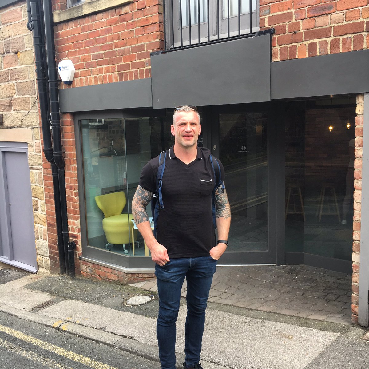 Great to see Rugby League legend <a href="/JamiePeacock10/">Jamie Peacock MBE</a> down at Lift HQ this morning! 🏉 #theliftagency