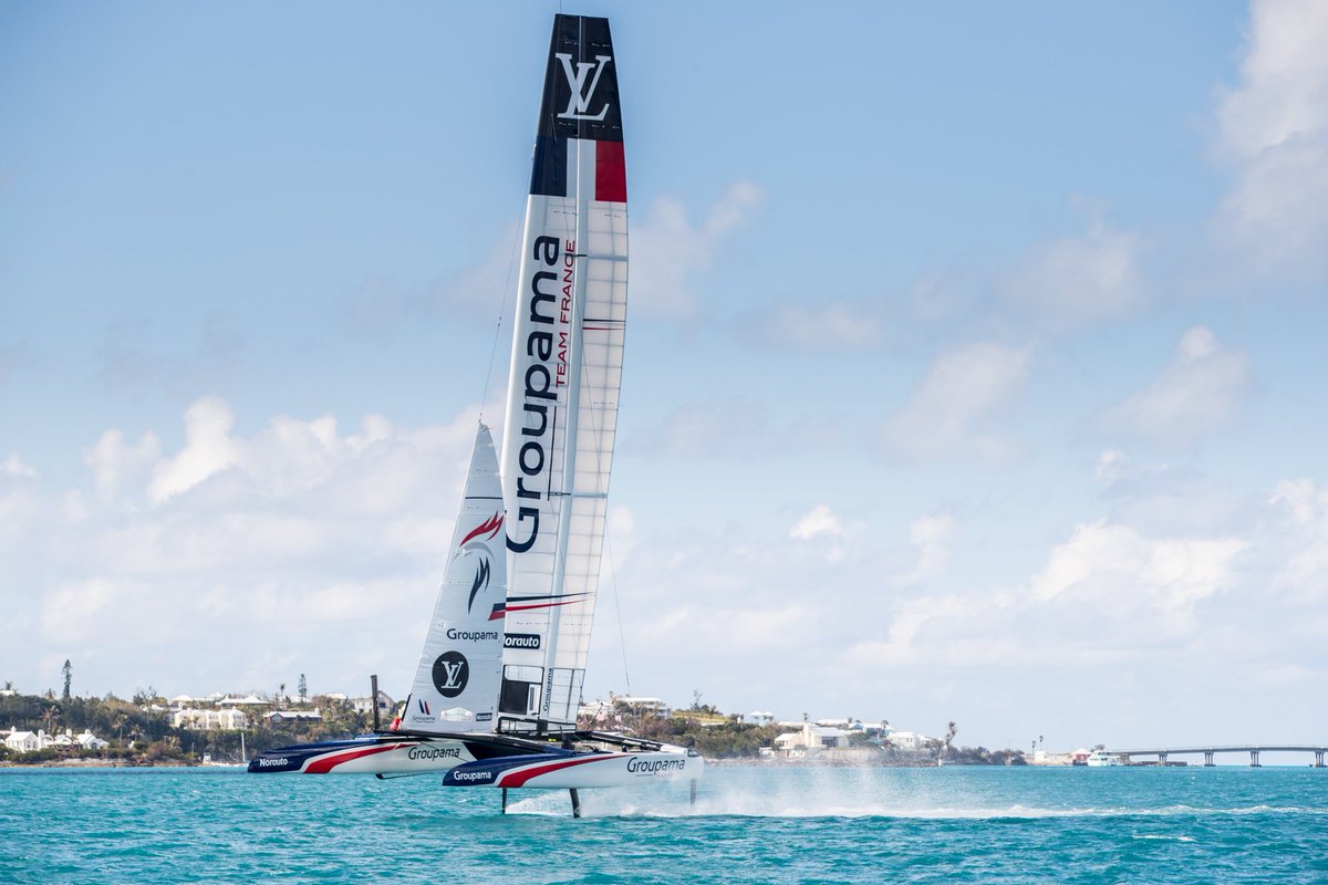 🎥 La Coupe de l’America 2017 débute dans 4 jours.
Etes-vous prêts pour le spectacle ? 
Retrouvez la vidéo ici 👉 👉 ow.ly/wBiG30bUSUl