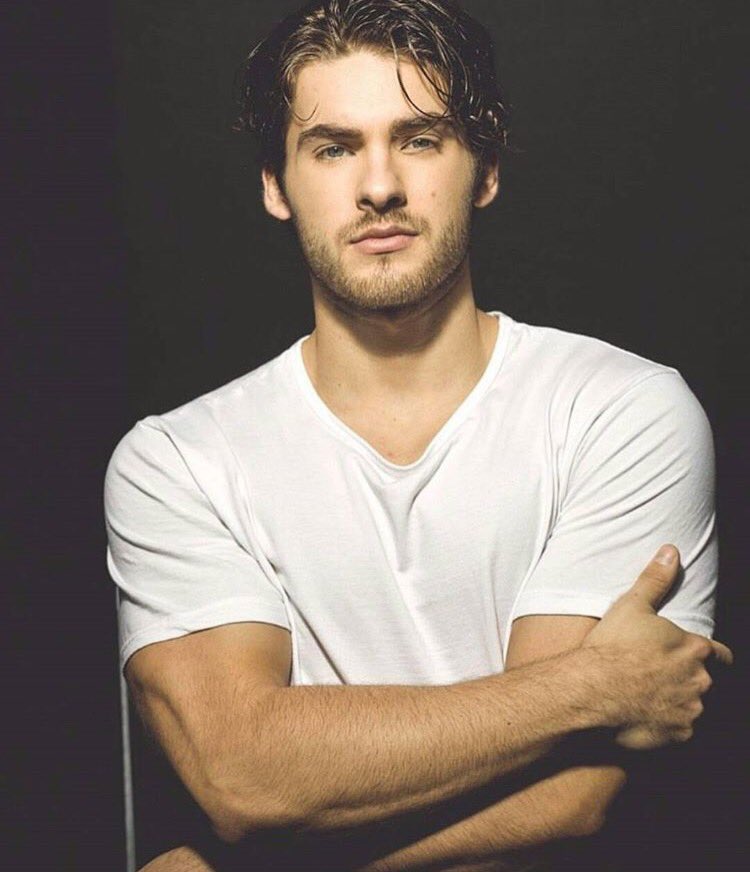 Cody Christian (@reallyycodyy) on Twitter photo 