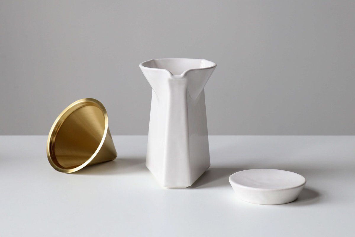 wearegreyinc's tweet photo. This is for all the coffee lovers out there!
Press | A hand cast porcelain coffee brewer and espresso set by @Daniel_Kamp_ . We love it! https://t.co/oOYxDawNPI