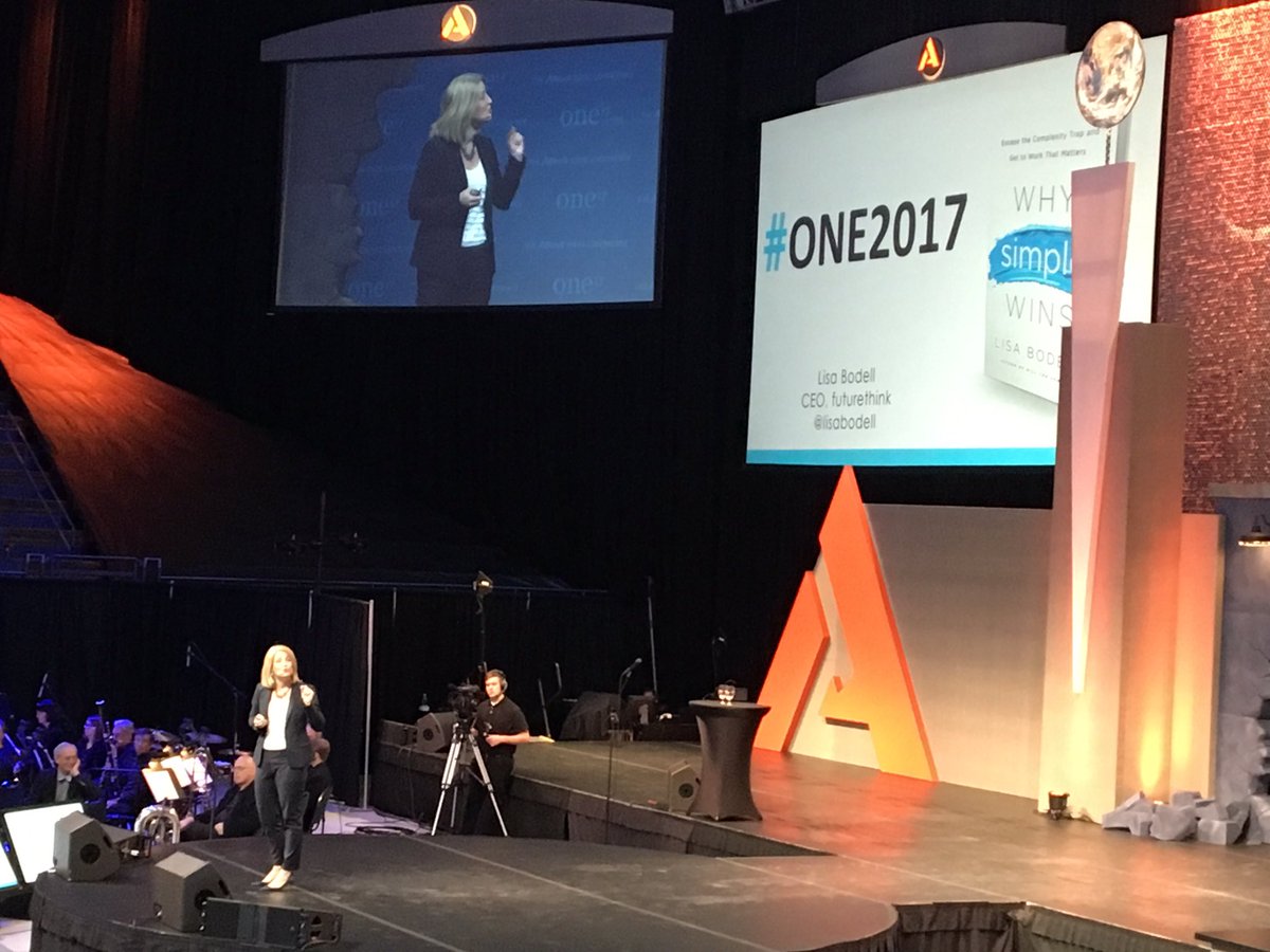 At #ONE17, @LisaBodell of @futurethinktank speaks on making simplicity intentional. #whysimplewins #disruptthedisruptors