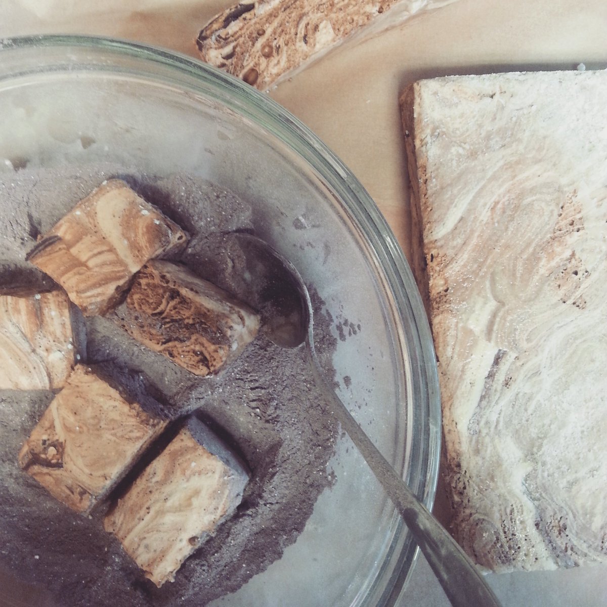 COCOABOCOA's tweet photo. Our #Mocha #Marshmallows are rippled with 70% Ecuadorian chocolate. Email to order 
#cocoabocoa #glutenfree #halal 
https://t.co/1ARNUUXvpq https://t.co/7p2CqRgE3x