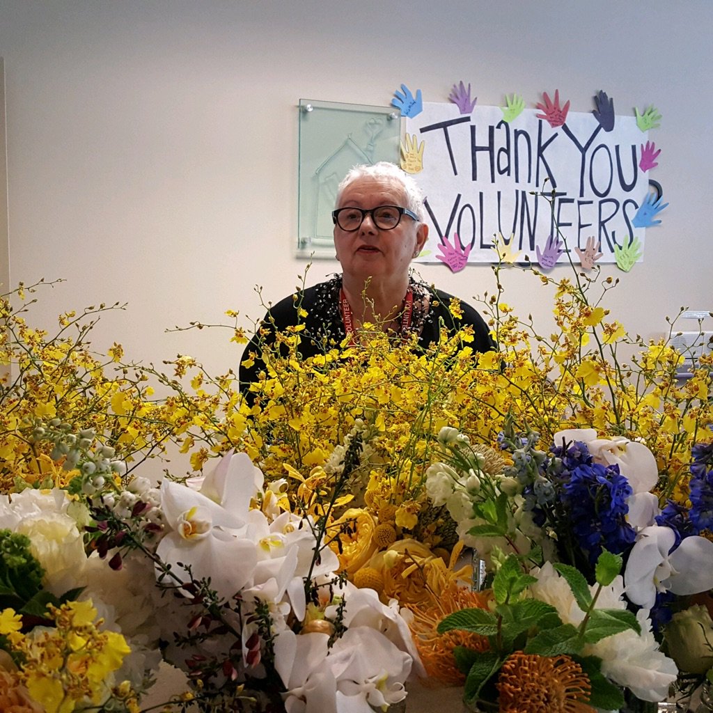 RepeatRoses's tweet photo. Making a difference in Seattle https://t.co/RIIQ35e3O1 #followthatflower #itschictoshare #repeatroses #flowerpower https://t.co/xwuxMFPVdK