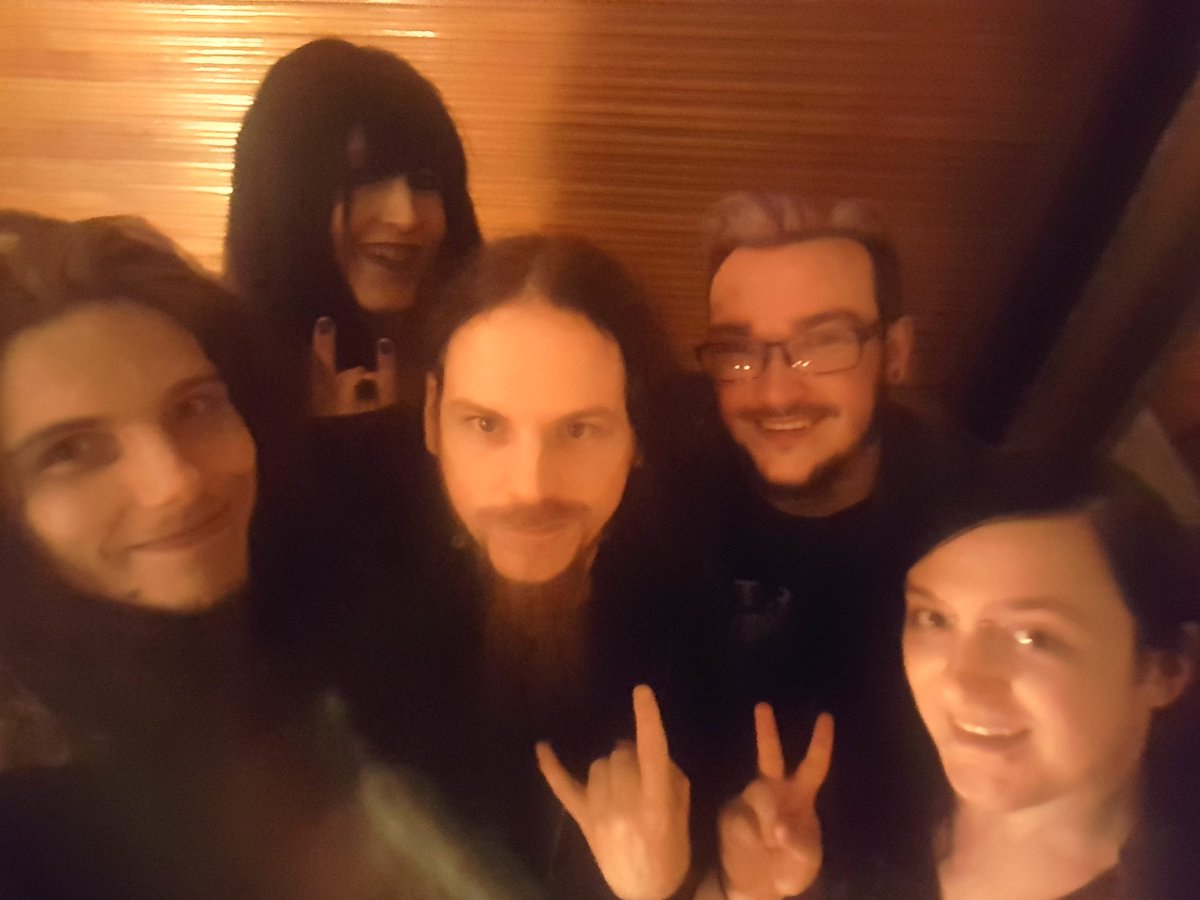 nhufdshafogsagh's tweet photo. My band @GenesisArcUK got through to the finals of #M2TM! Come celebrate with me with some more #EnterTheGungeon!
https://t.co/qDQhvyxdFn https://t.co/rYI6TVxMuj