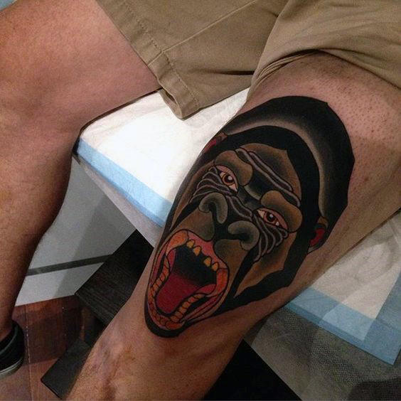 tattoo_rus's tweet photo. Тату на коленях - оригинальное решения! https://t.co/dfMky1GJA7 https://t.co/s2cTPUuU1i