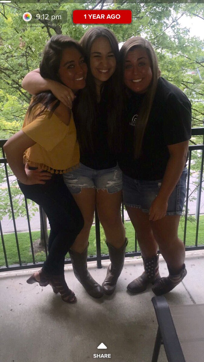 KENN328's tweet photo. O @Gabbabelle @blairebearr https://t.co/FXTd081h6e
