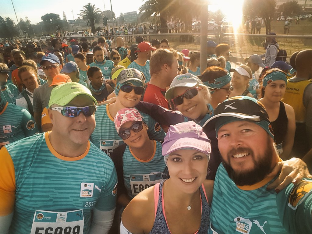darrynvdwalt's tweet photo. Pre @CTown12 run selfie with @BothaEg @KennyvdWalt @sdgin @liezelv @FanninMike #CT12Run https://t.co/rgUoE14jh0