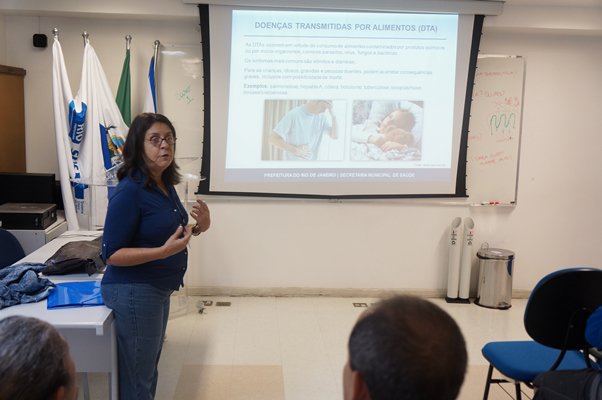 rinaldodelamare's tweet photo. Treinamento DTA(Doênças transmitidas por alimentos)
Noções básicas de Saúde!
@cap21ehalegria @Saude_Rio https://t.co/nEN11uiAn0