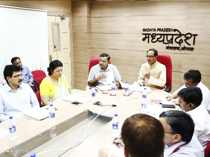 Chief Minister, MP tweet media