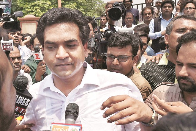FinancialXpress's tweet photo. What is Delhi’s Rs 400-crore #NumberPlateScam: All we know so far https://t.co/m3WAYO5Wtj https://t.co/iV1DXFhe73