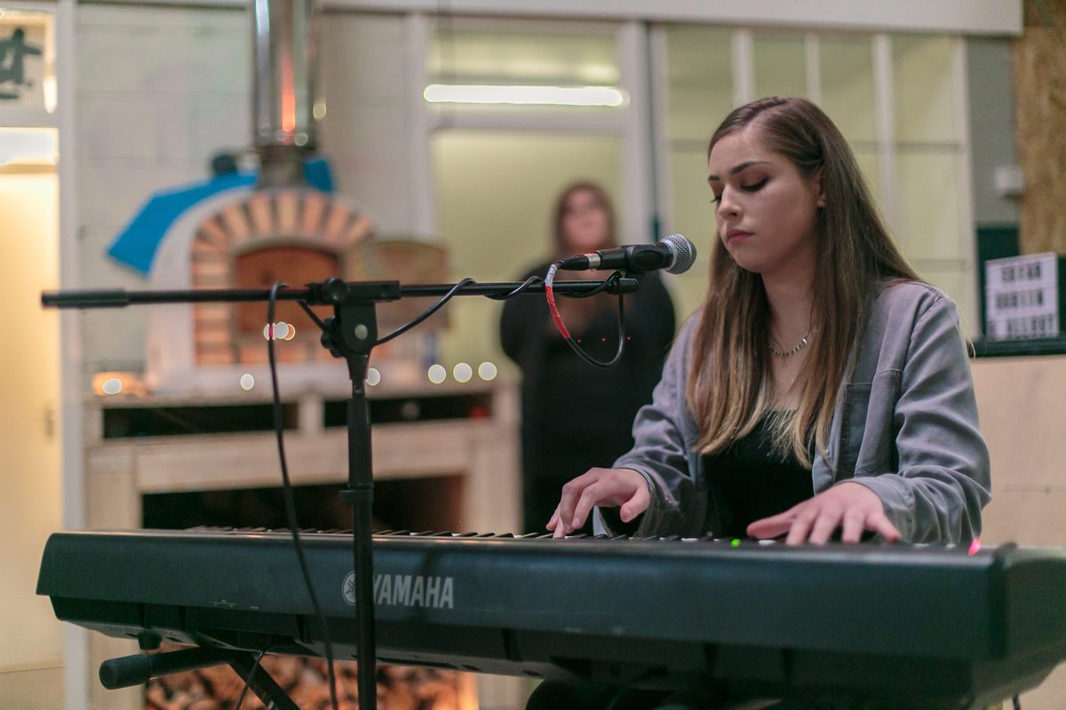 SofarDublin's tweet photo. #Lowli @RosaNutty @BARQ_music and @Ham_Sandwich playing #SofarDublin at @alloutdesign are live at link below. https://t.co/0JudyRoqEZ https://t.co/afisbLYoqv